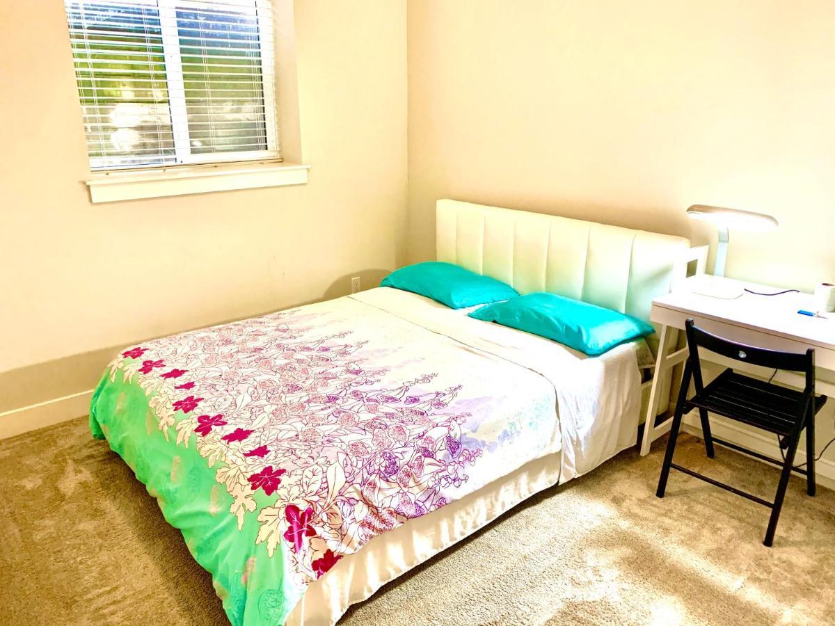 Deluxe House Apartment Съри Екстериор снимка
