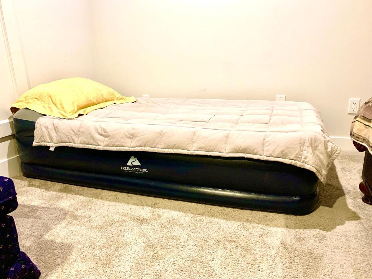 Deluxe House Apartment Съри Екстериор снимка